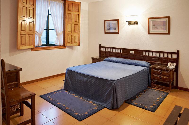 Hospederia Monasterio De Poio Hotel Eksteriør billede