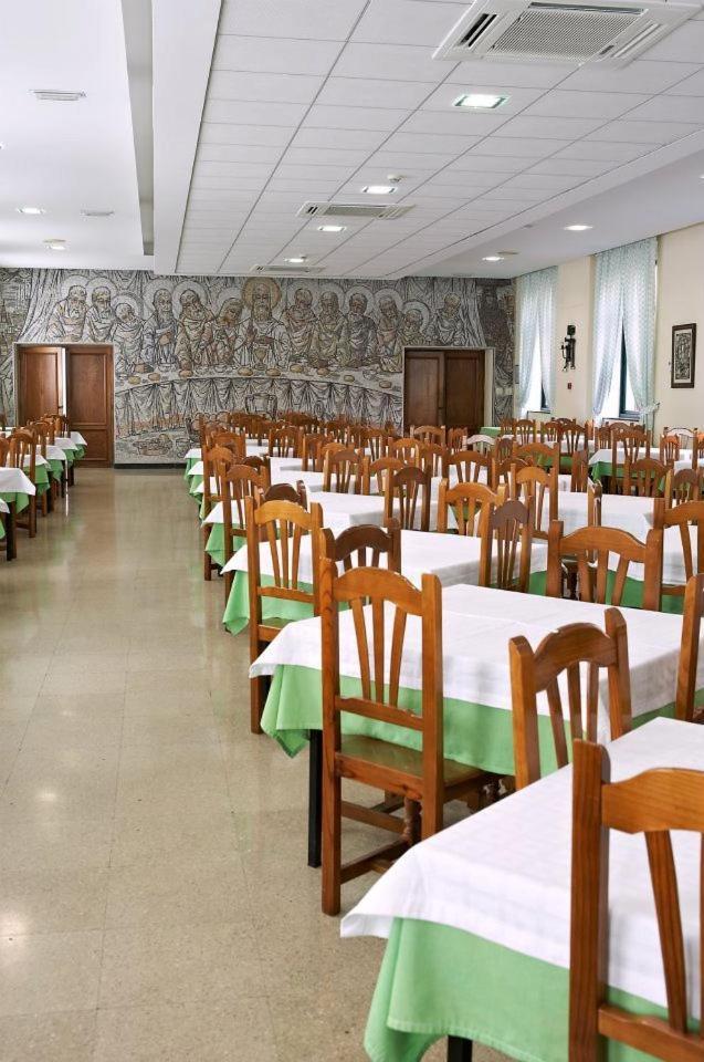 Hospederia Monasterio De Poio Hotel Eksteriør billede